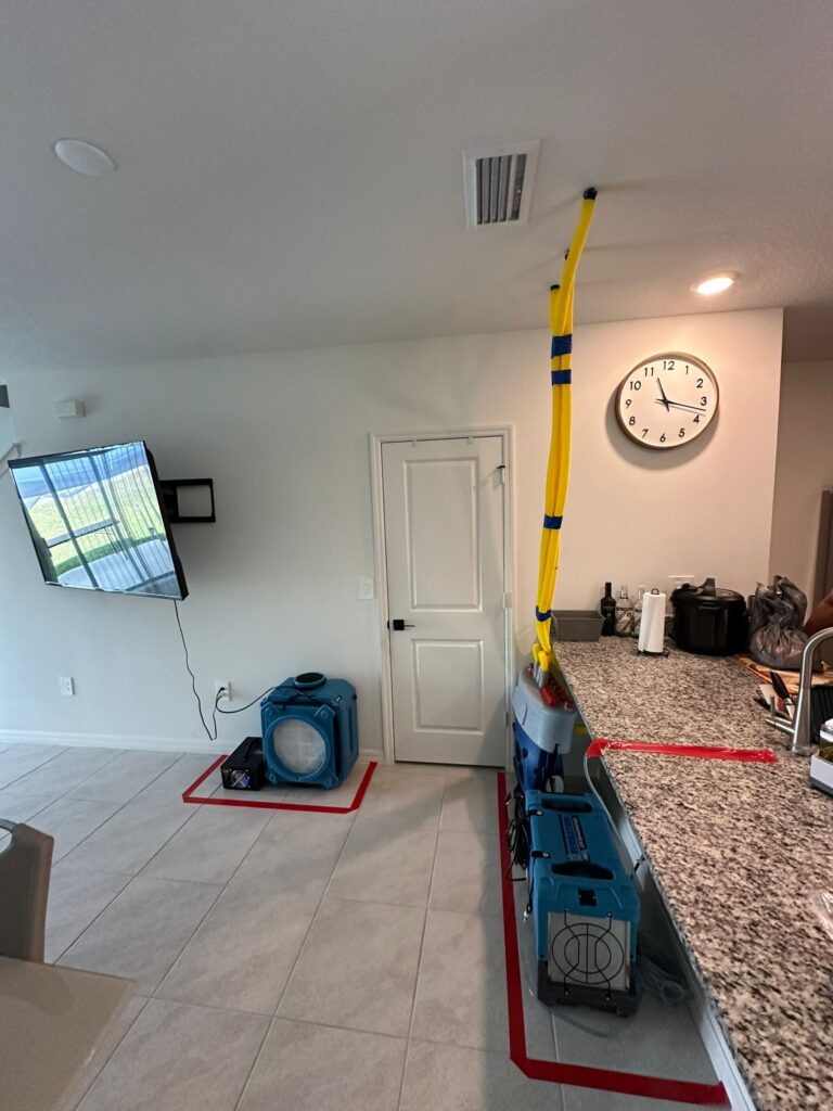 FL Restoration Masters professional restoration services
