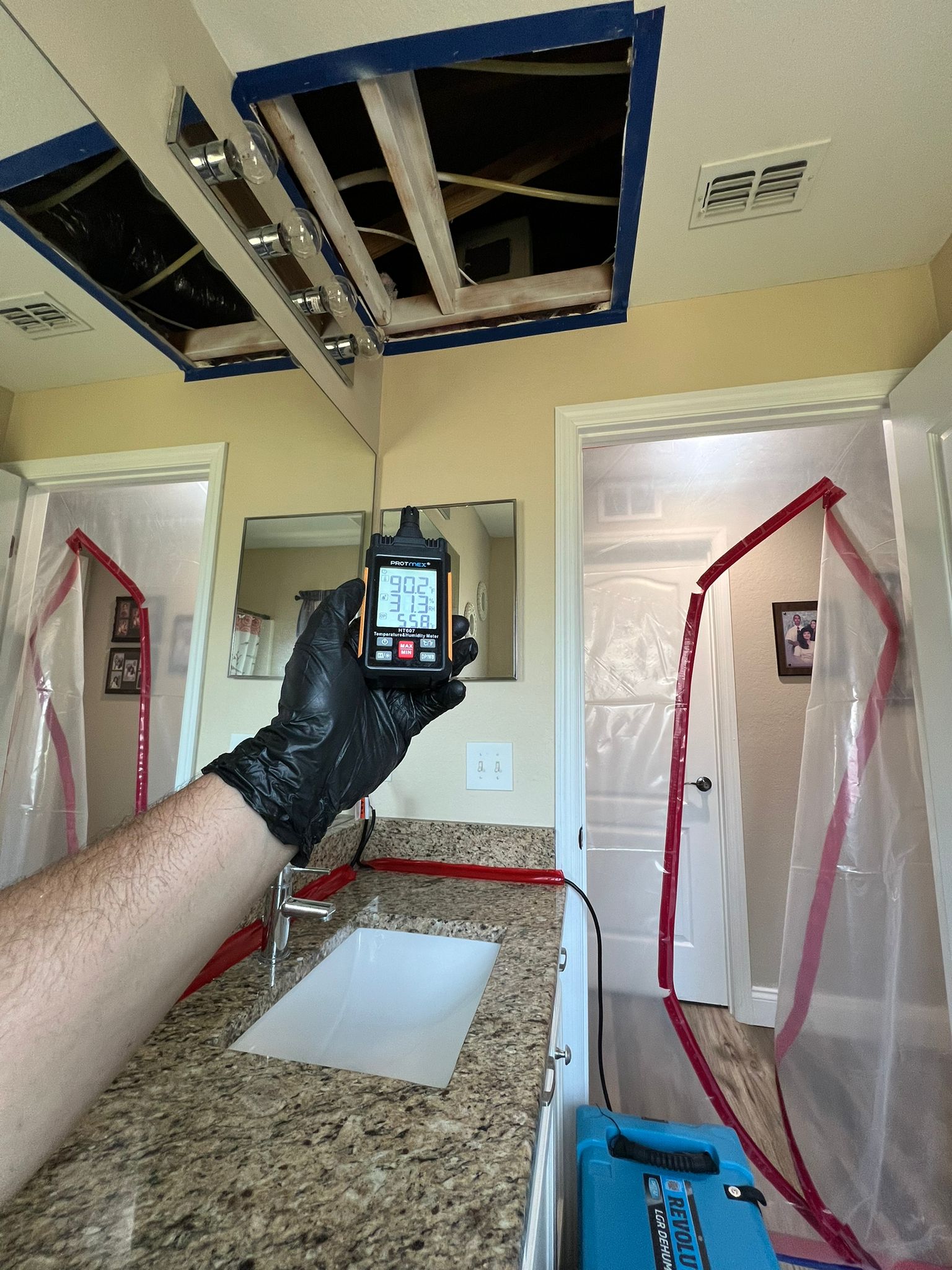 FL Restoration Masters professional restoration services